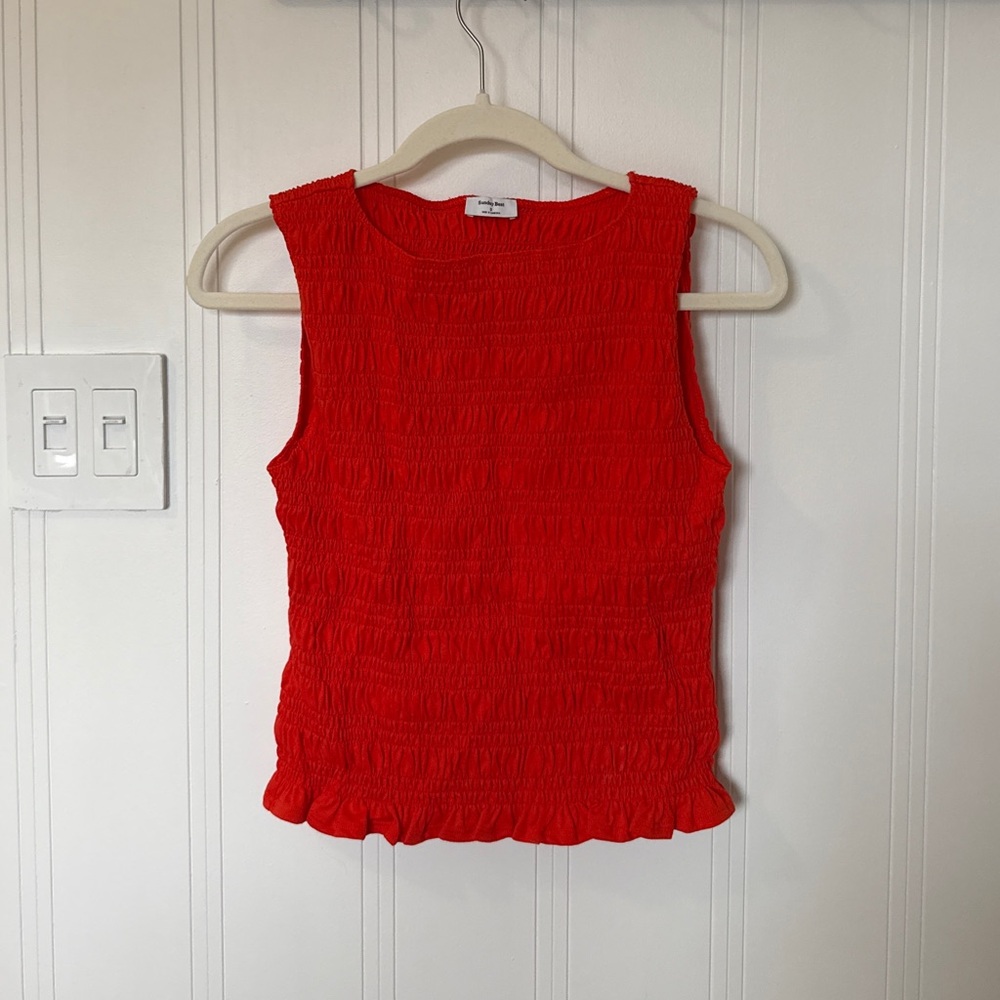 Aritzia - Sunday Best top red size small